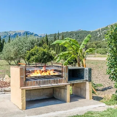 Sleeps 2 With Pool Air Con And Wifi * Pollenca